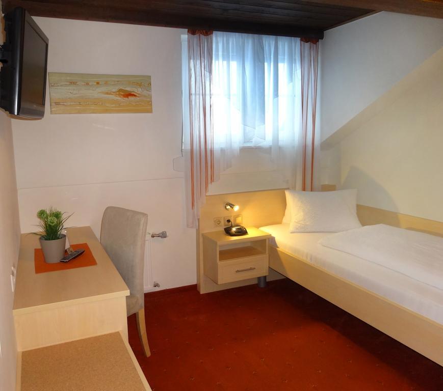 Pension Scherwirt Hotel Graz Værelse billede